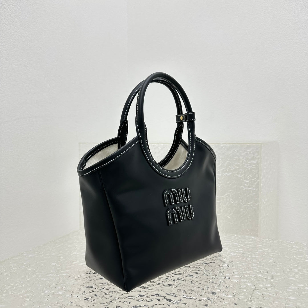 ＭＩ ＭＵ  IVY LEATHER BAG BLACK