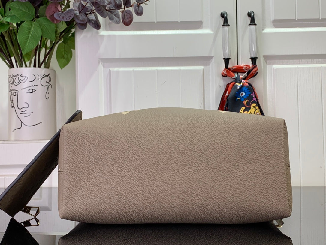 ＬＳ ＶＴＴＯＮ SUMMER BUNDLE BAG BLACK/BEIGE/UMBER