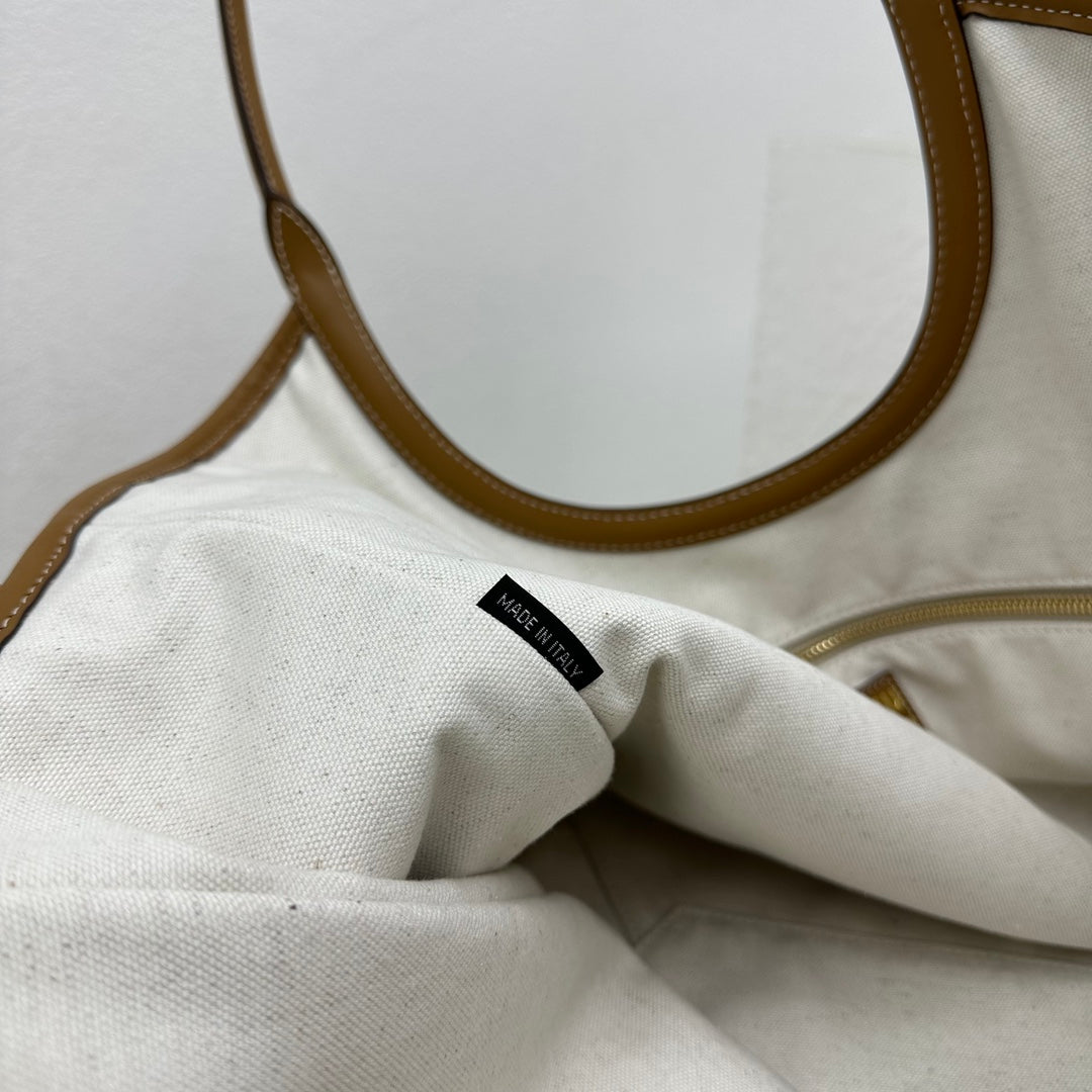 ＭＩ ＭＵ  IVY LEATHER BAG COGNAC