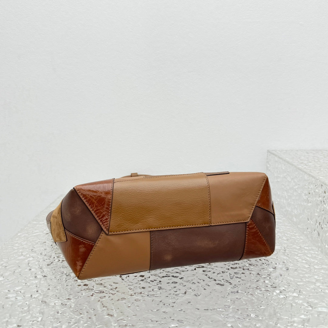 ＭＩ ＭＵ  IVY LEATHER PATCHWORK BAG COGNAC