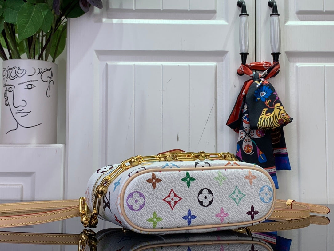 ＬＳ ＶＴＴＯＮ X TM VANITY CHAIN POUCH