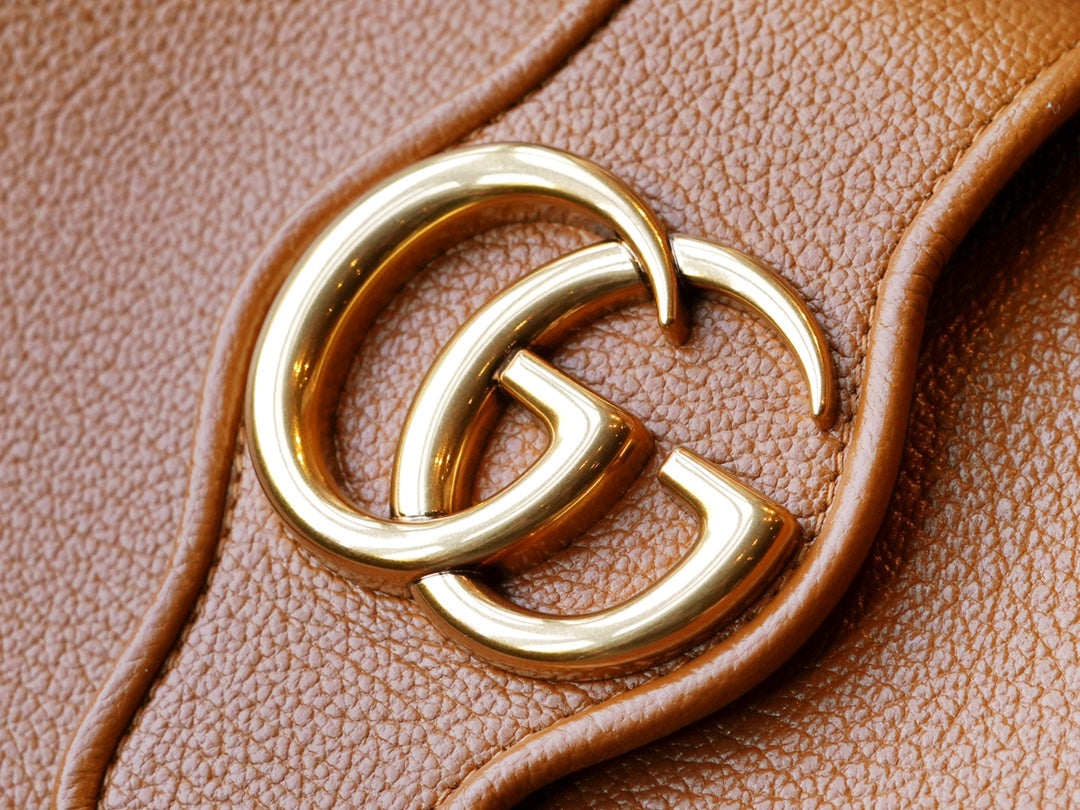 ＧＣＣＩAPHRODITE MEDIUM SHOULDER BAG BROWN