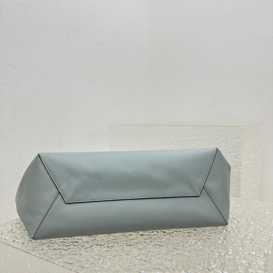 ＭＩ ＭＵ  IVY LEATHER BAG CORNFLOWER