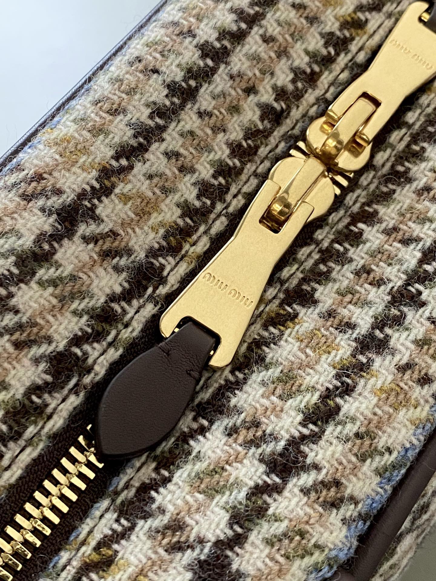 ＭＩ ＭＵ BEAU TARTAN TOP HANDLE BAG