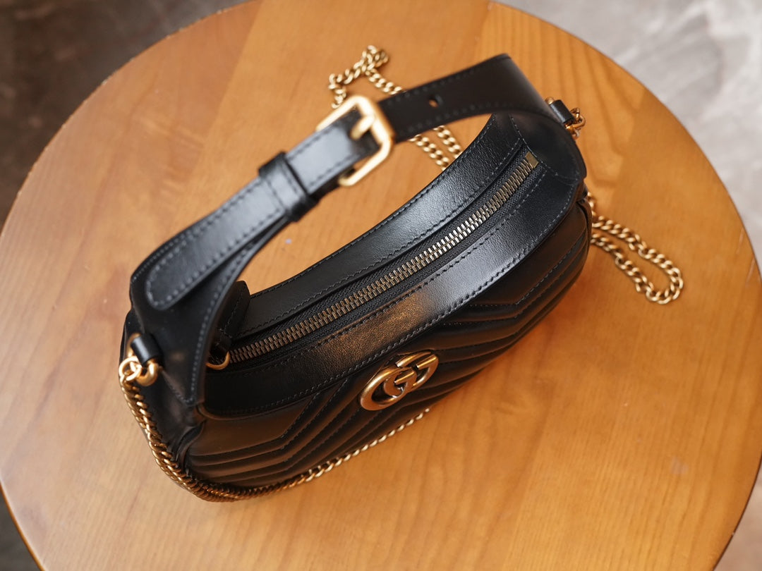ＧＣＣＩGG MARMONT SMALL SHOULDER BAG BLACK