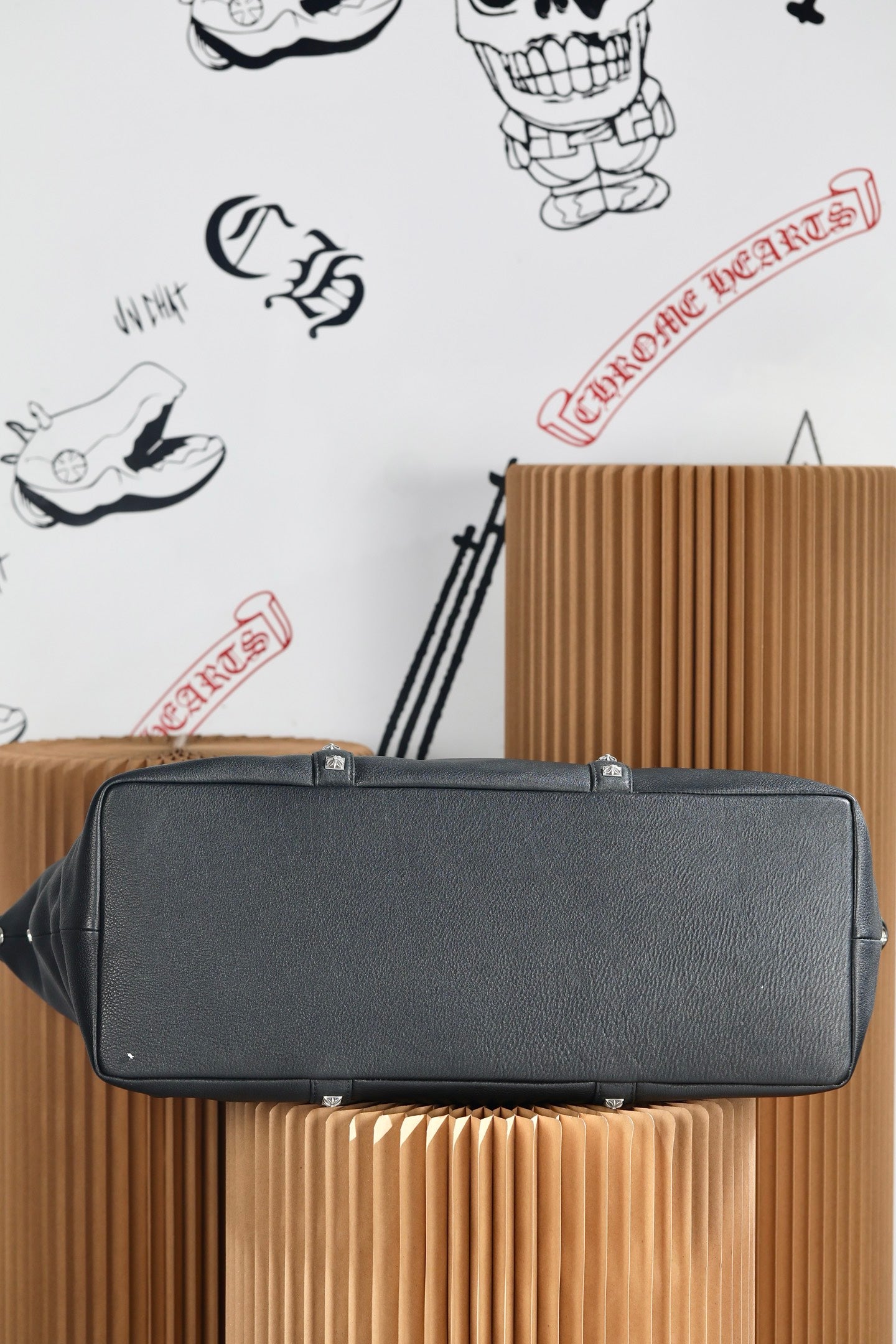 ＣＨＲＭ ＨＲＴＳ MONICA CROSS DUFFLE BAG BLACK