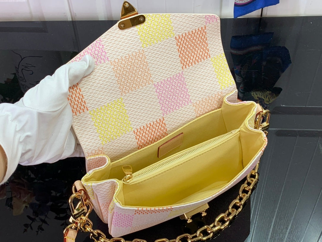 ＬＳ ＶＴＴＯＮ POCHETTE MÉTIS EAST WEST