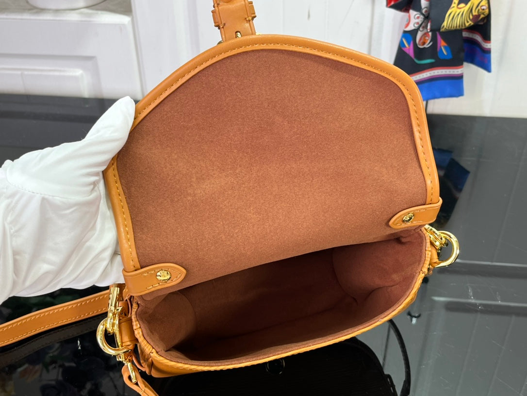 ＬＳ ＶＴＴＯＮ SAUMUR BB BRONZE