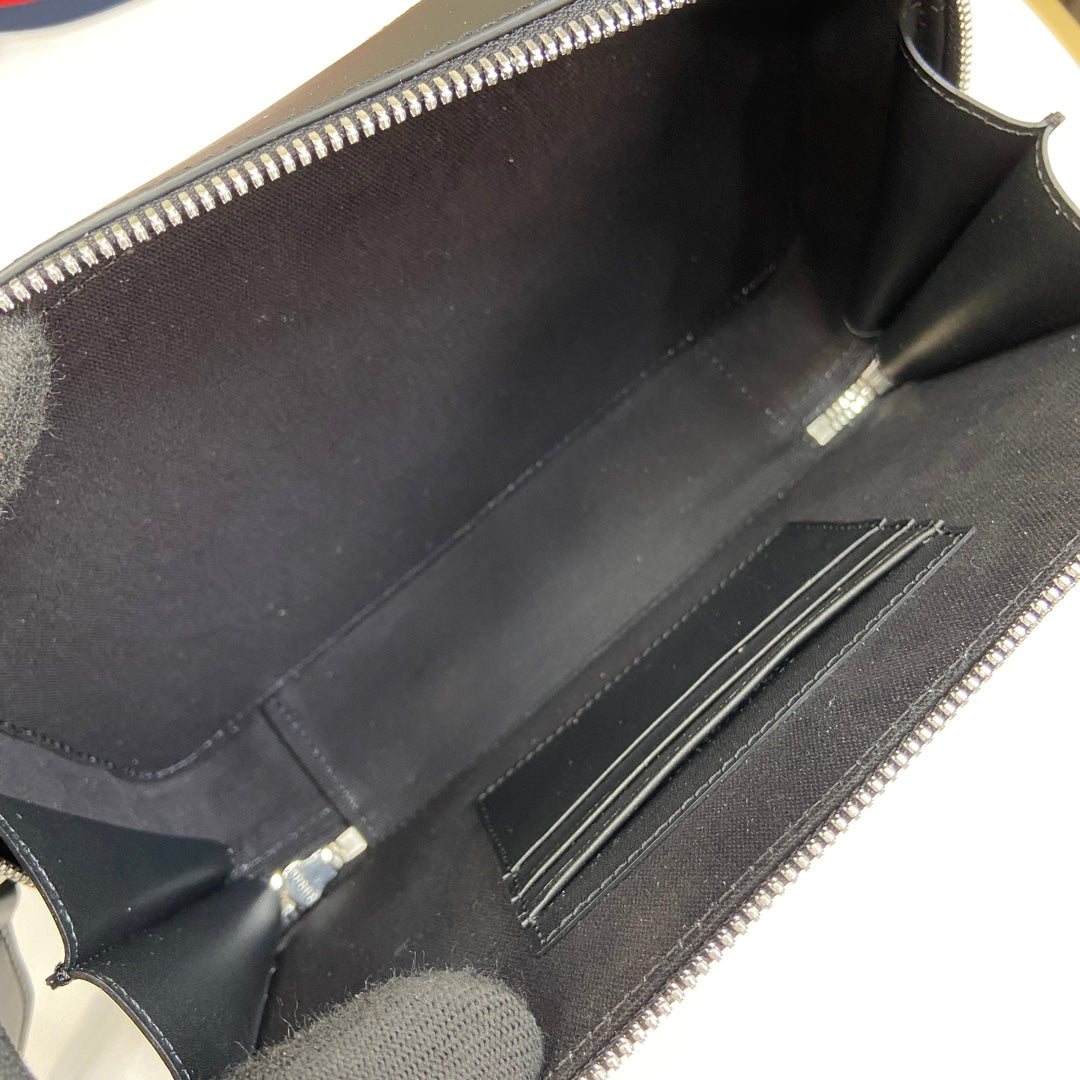 ＧＣＣＩGG BLACK SMALL SHOULDER BAG