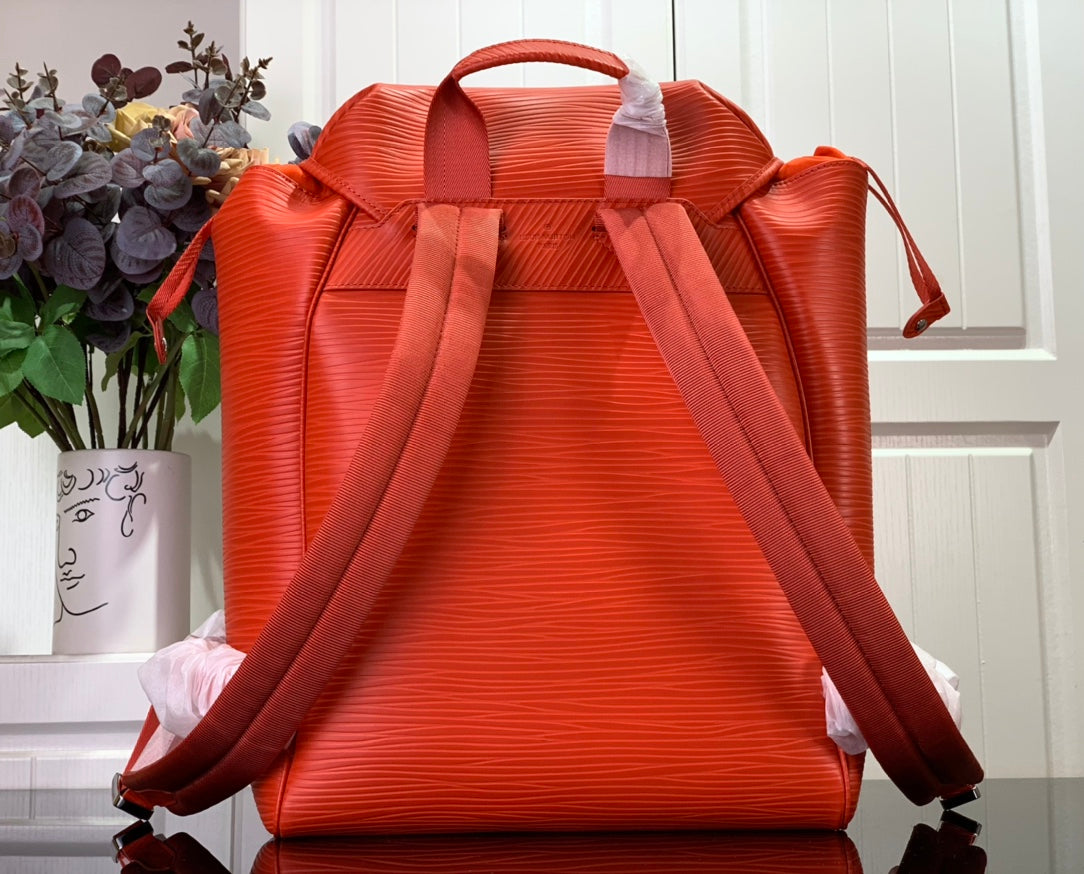 ＬＳ ＶＴＴＯＮ MONTSOURIS BACKPACK RED