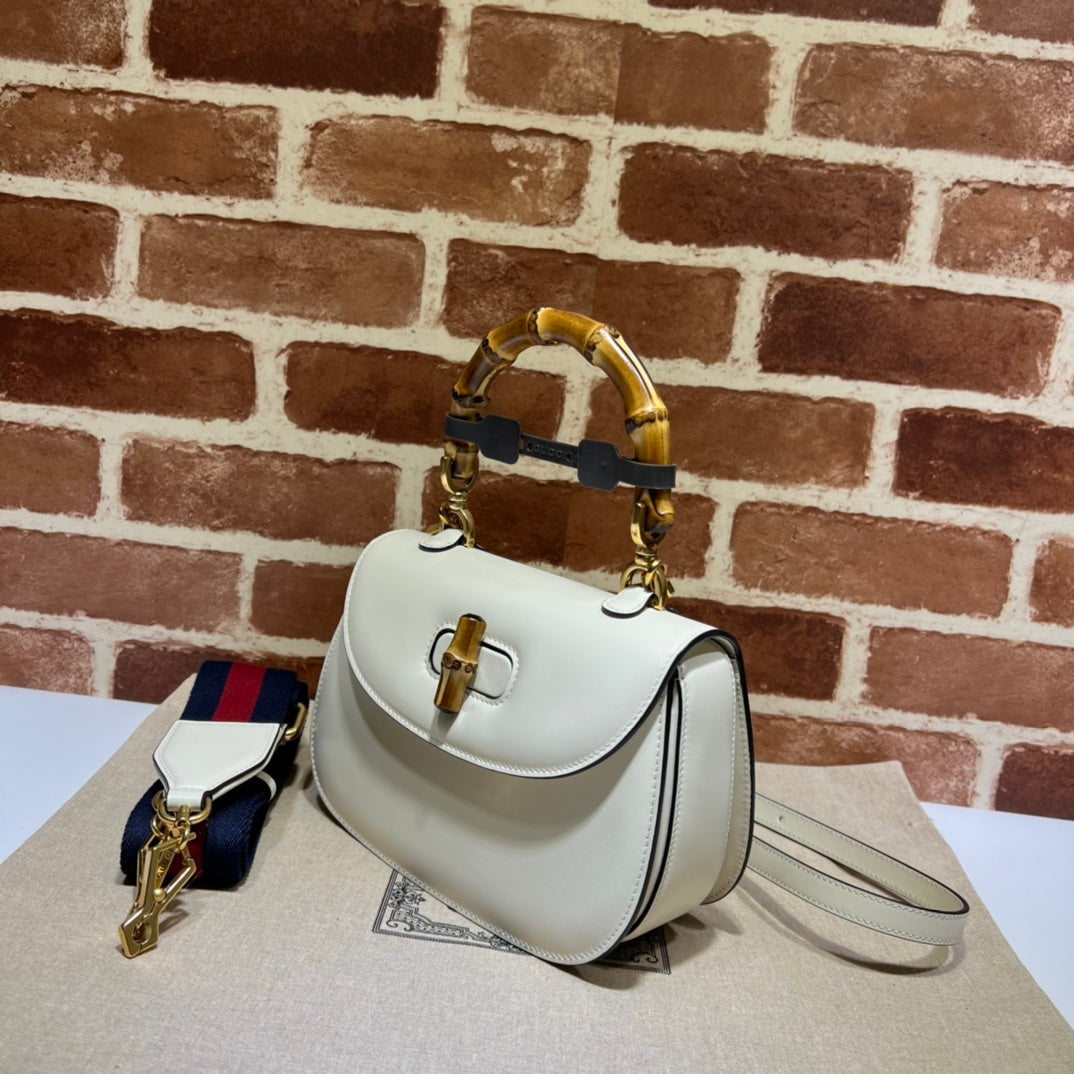 ＧＣＣＩBAMBOO 1947 SMALL BAG WHITE