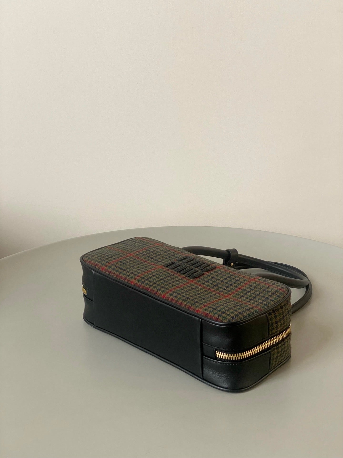 ＭＩ ＭＵ BEAU TARTAN TOP HANDLE BAG
