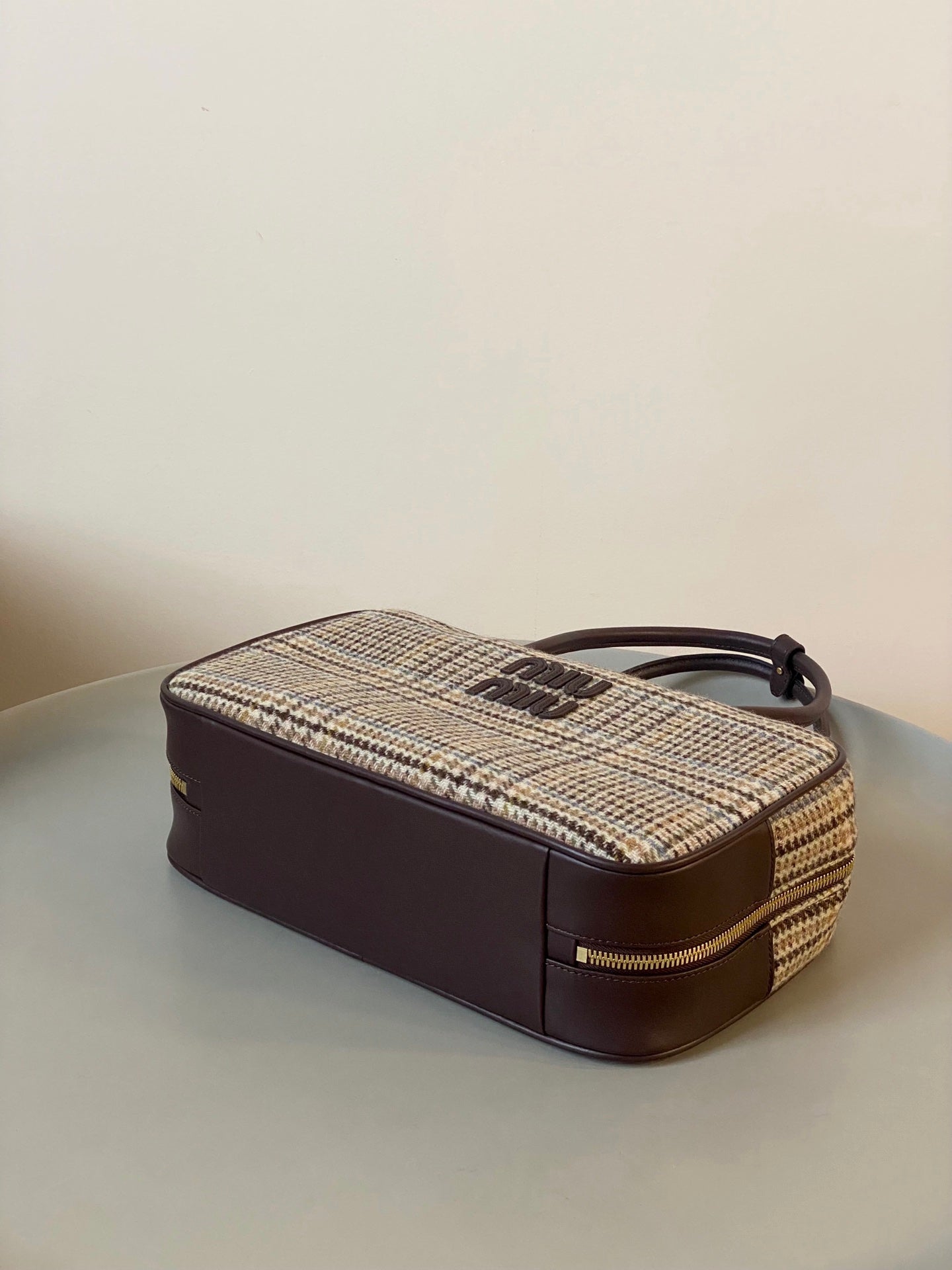 ＭＩ ＭＵ BEAU TARTAN TOP HANDLE BAG