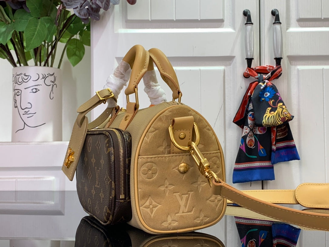 ＬＳ ＶＴＴＯＮ KEEPALL BANDOULIÈRE 25