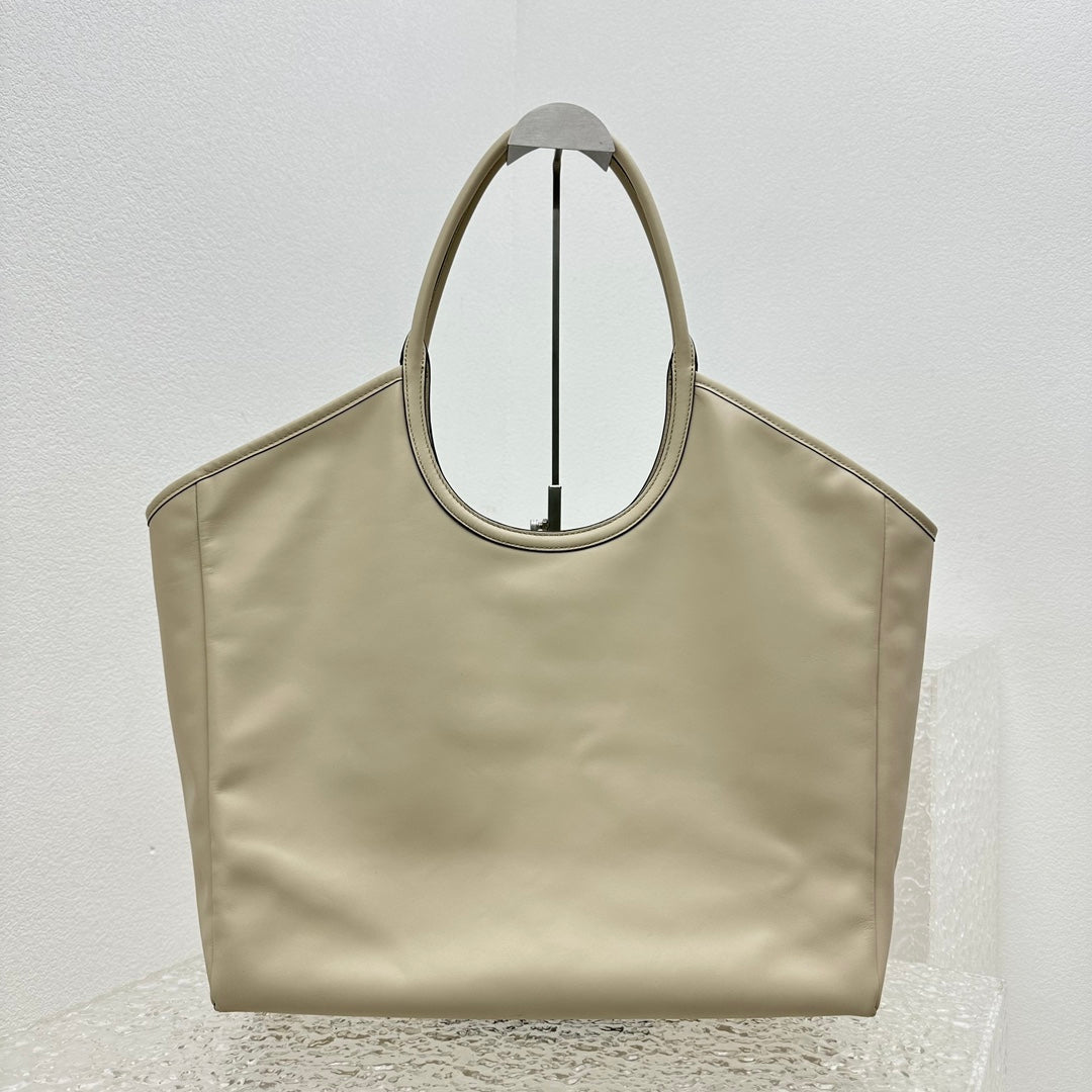 ＭＩ ＭＵ  IVY LEATHER BAG SOY GREEN