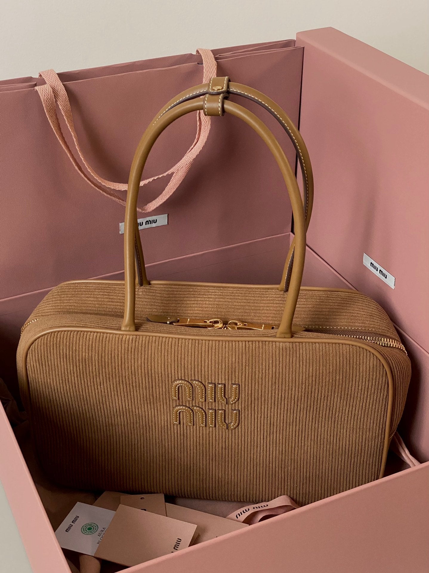 ＭＩ ＭＵ BEAU CORDUROY TOP-HANDLE BAG CINNAMON