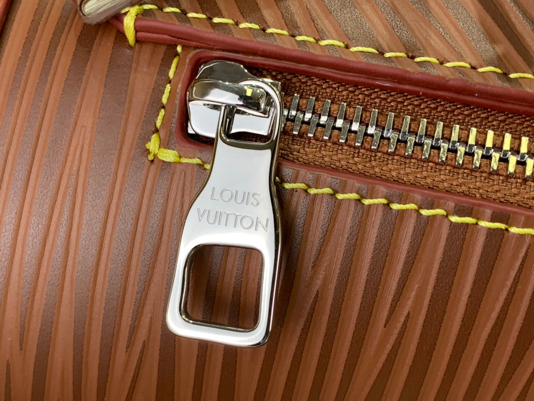 ＬＳ ＶＴＴＯＮ MAXI NOÉ SLING BROWN