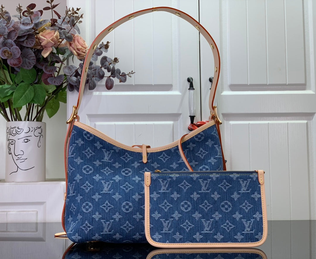 ＬＳ ＶＴＴＯＮ CARRYALL PM BLUE/WHITE