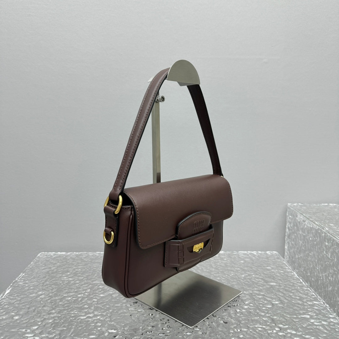 ＭＩ ＭＵ PENNY NAPPA LEATHER SHOULDER BAG BRIARWOOD
