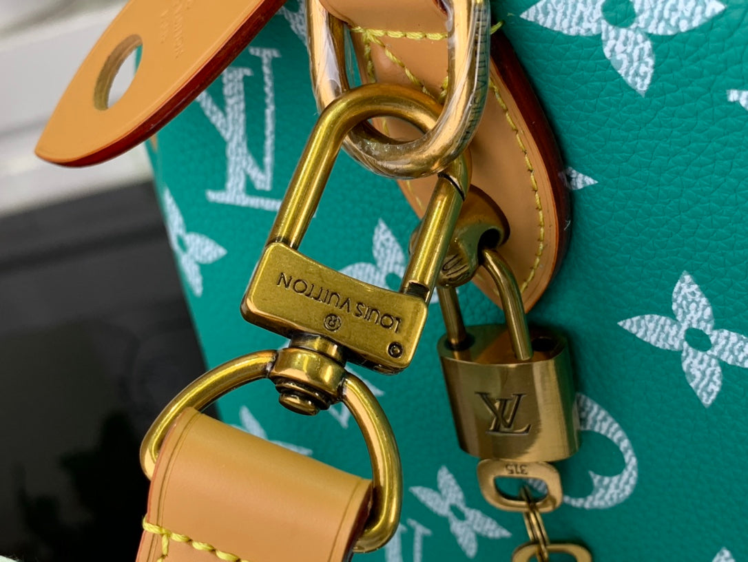 ＬＳ ＶＴＴＯＮ SPEEDY P9 BANDOULIÈRE 40