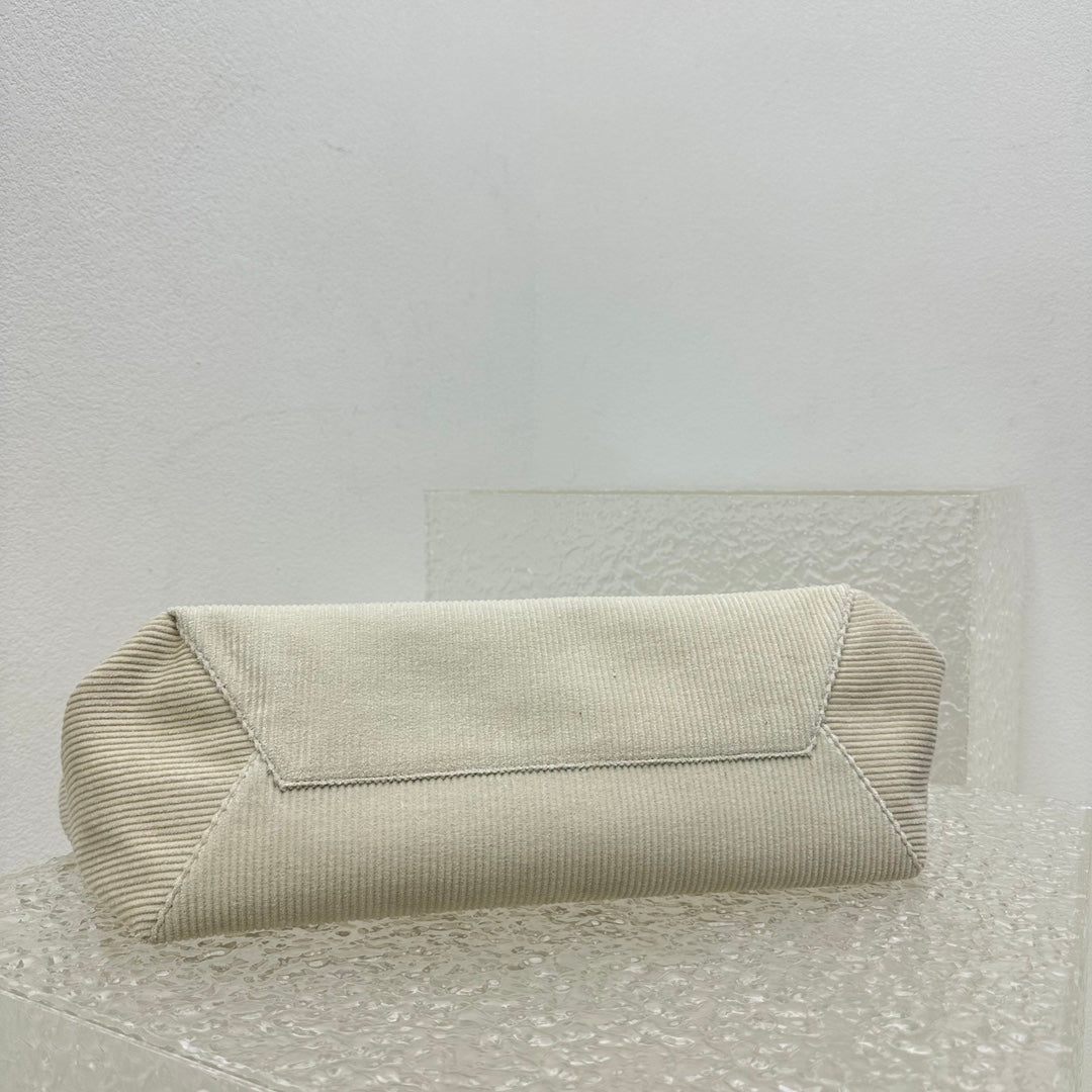 ＭＩ ＭＵ IVY CORDUROY HANDBAG CHALK