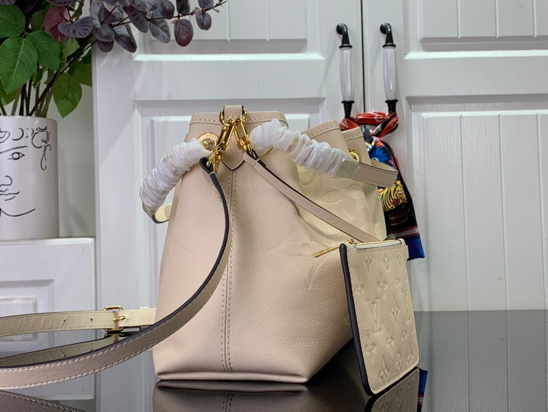 ＬＳ ＶＴＴＯＮ SUMMER BUNDLE BAG BLACK/BEIGE/UMBER