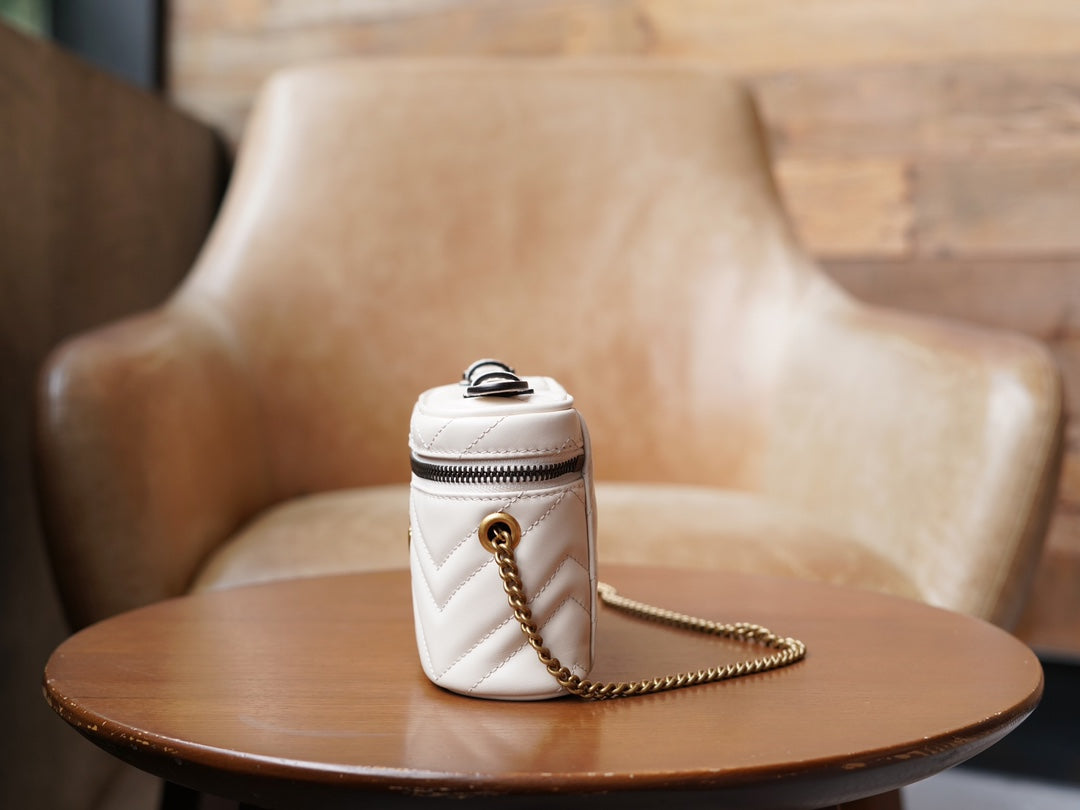ＧＣＣＩGG MARMONT MINI TOP HANDLE BAG WHITE