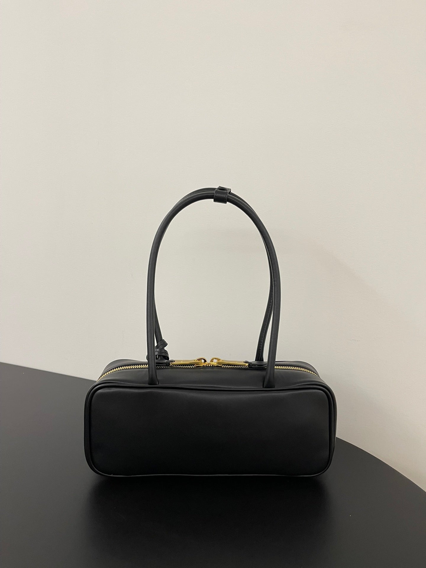ＭＩ ＭＵ BEAU LEATHER BAG BLACK SMALL