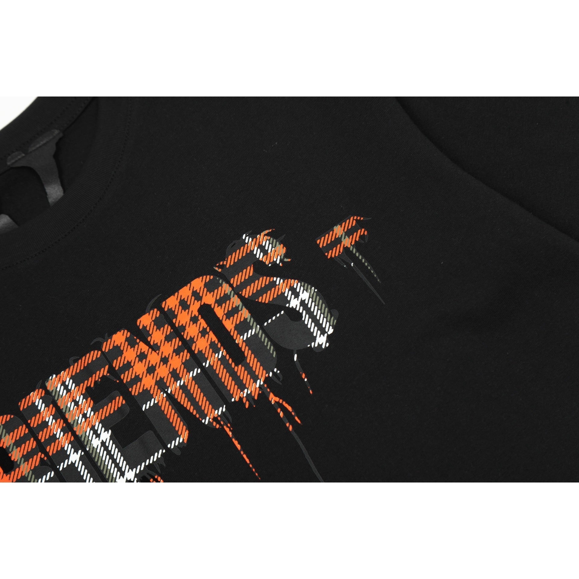 Vlone T Shirt Spring and Summer Plaid Big V Letter