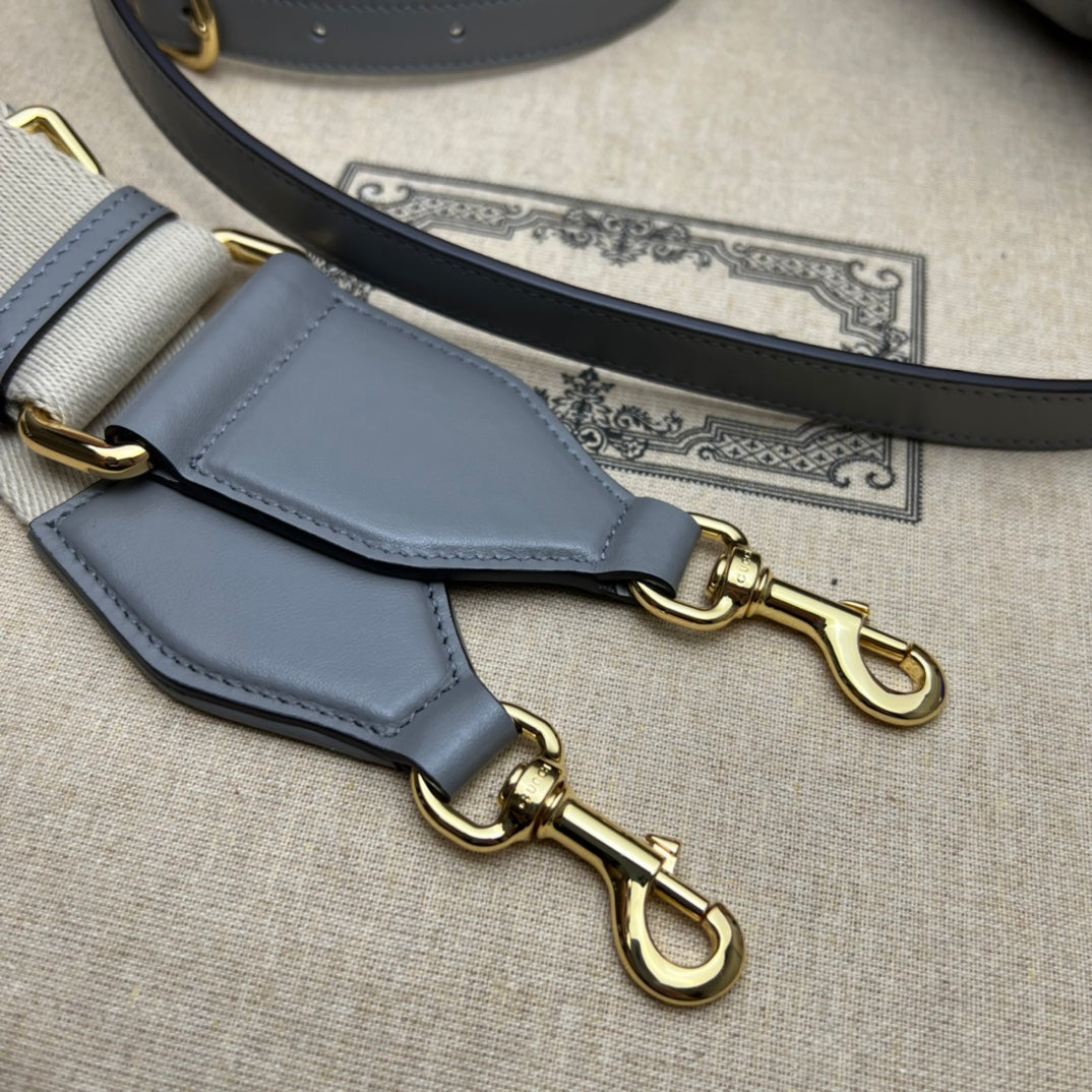 ＧＣＣＩGG MATELASSE BAG GREY