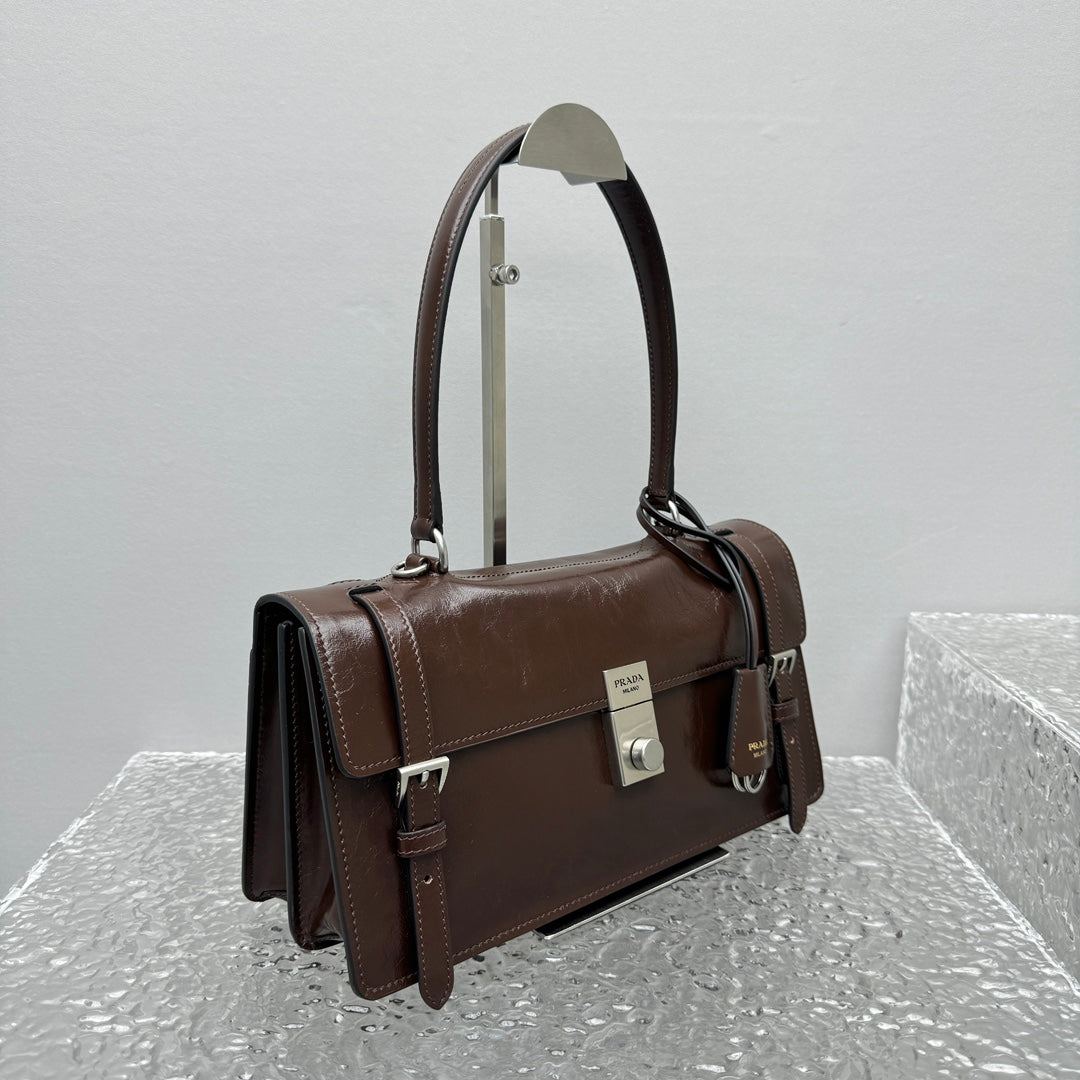 ＰＲＤＡ MEDIUM LEATHER HANDBAG DARK BROWN