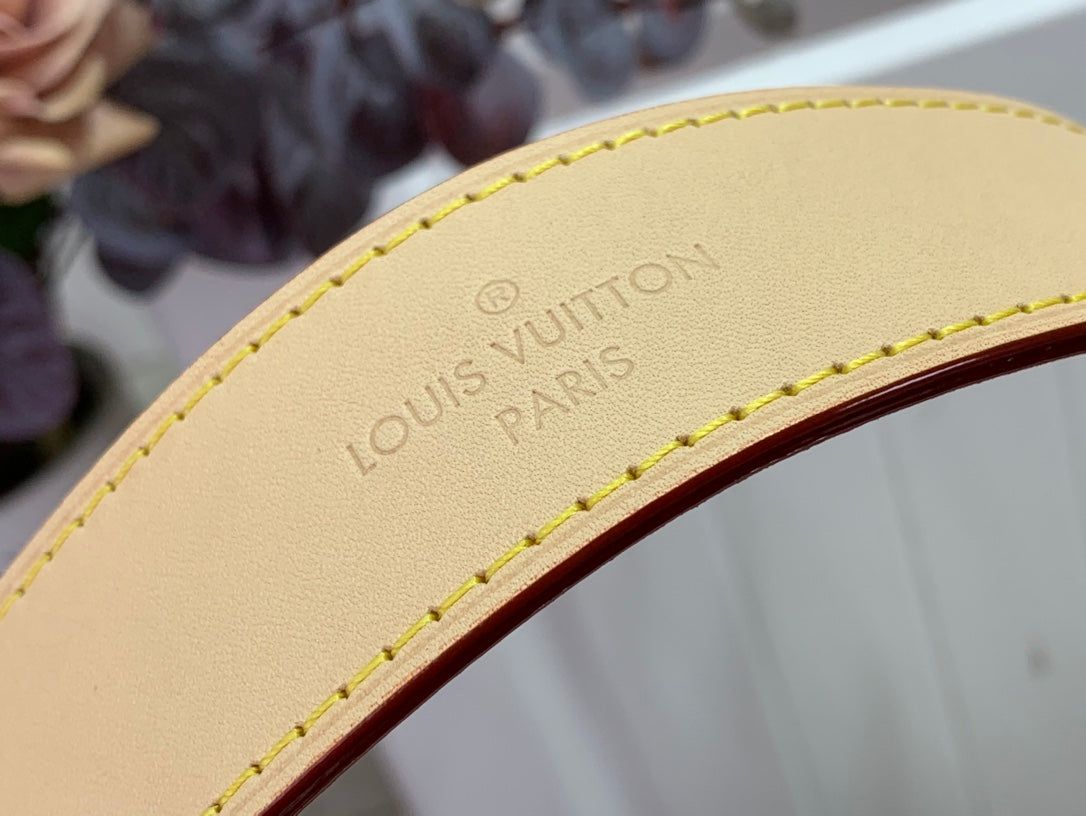 ＬＳ ＶＴＴＯＮ CARRYALL PM BLUE/WHITE