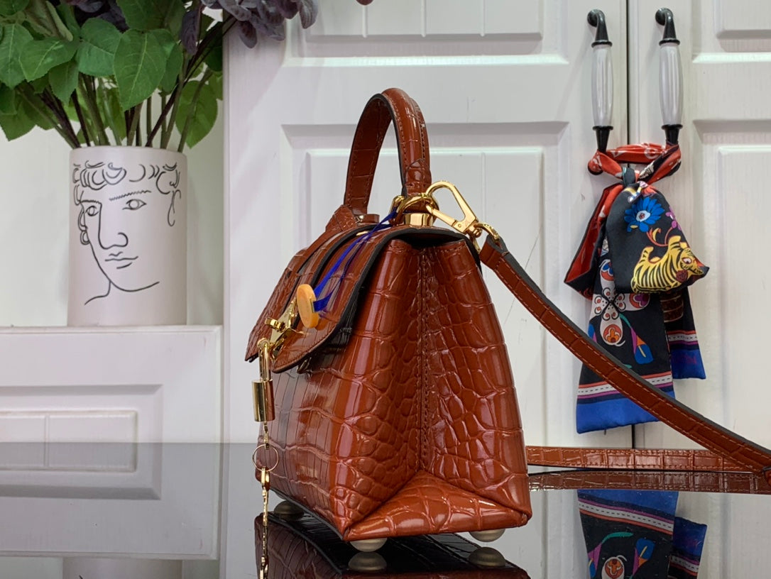 ＬＳ ＶＴＴＯＮ ROSE DES VENTS MINI