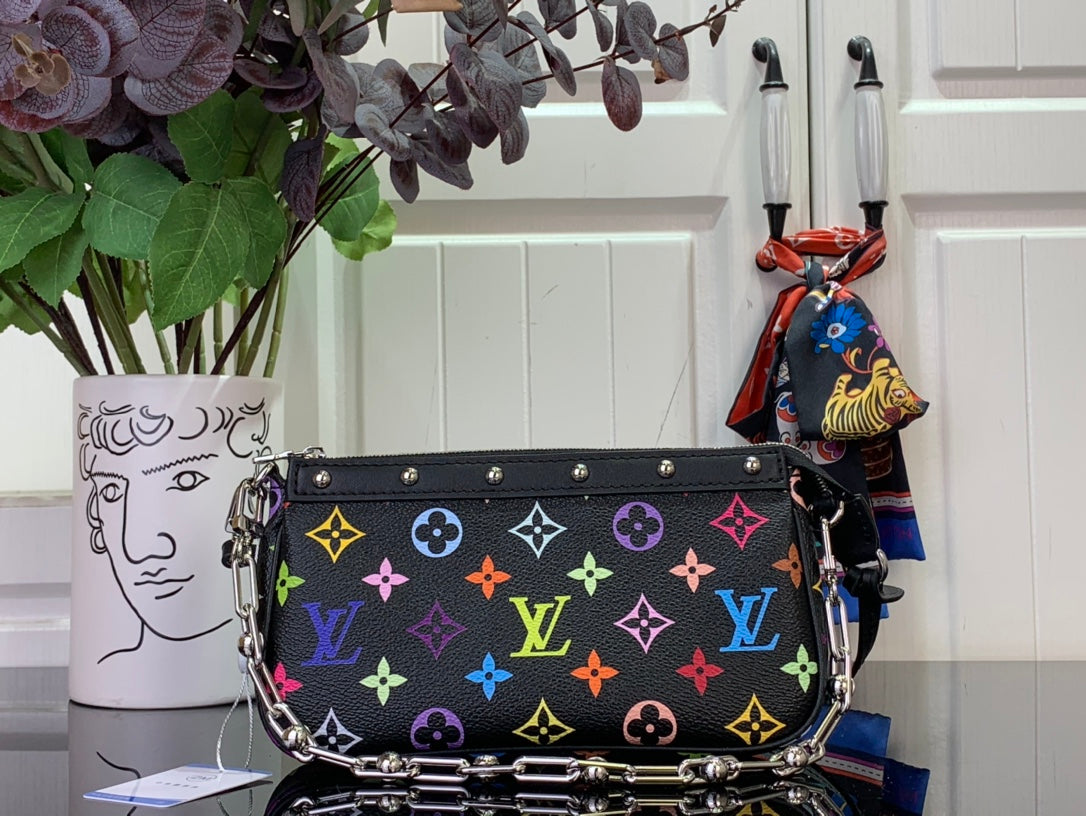 ＬＳ ＶＴＴＯＮ X TAKASHI MURAKAMI POCHETTE ACCESSOIRES BLACK/WHITE MULTICOLORED