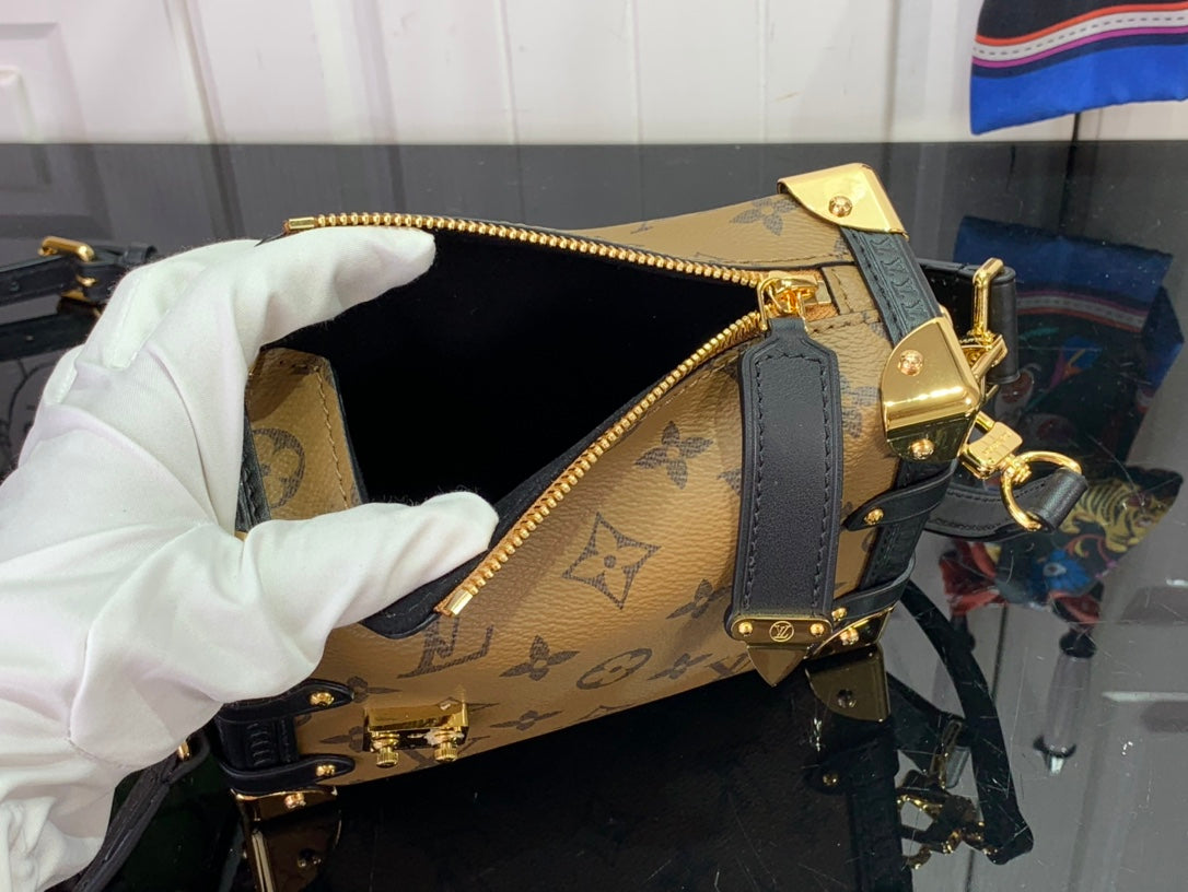 ＬＳ ＶＴＴＯＮ SIDE TRUNK MINI BRONZE/BLACK