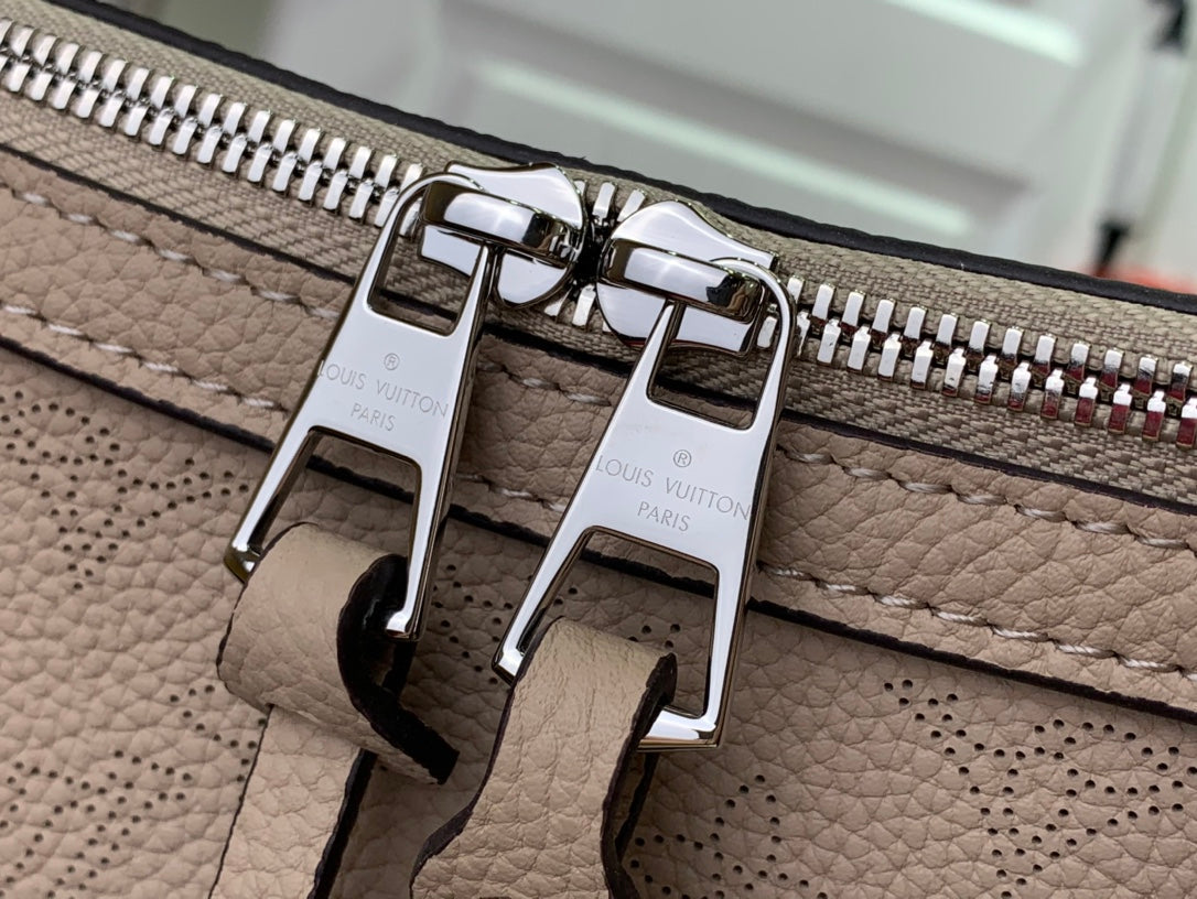 ＬＳ ＶＴＴＯＮ MAHINA HAND IT ALL BLACK/BEIGE/CREME