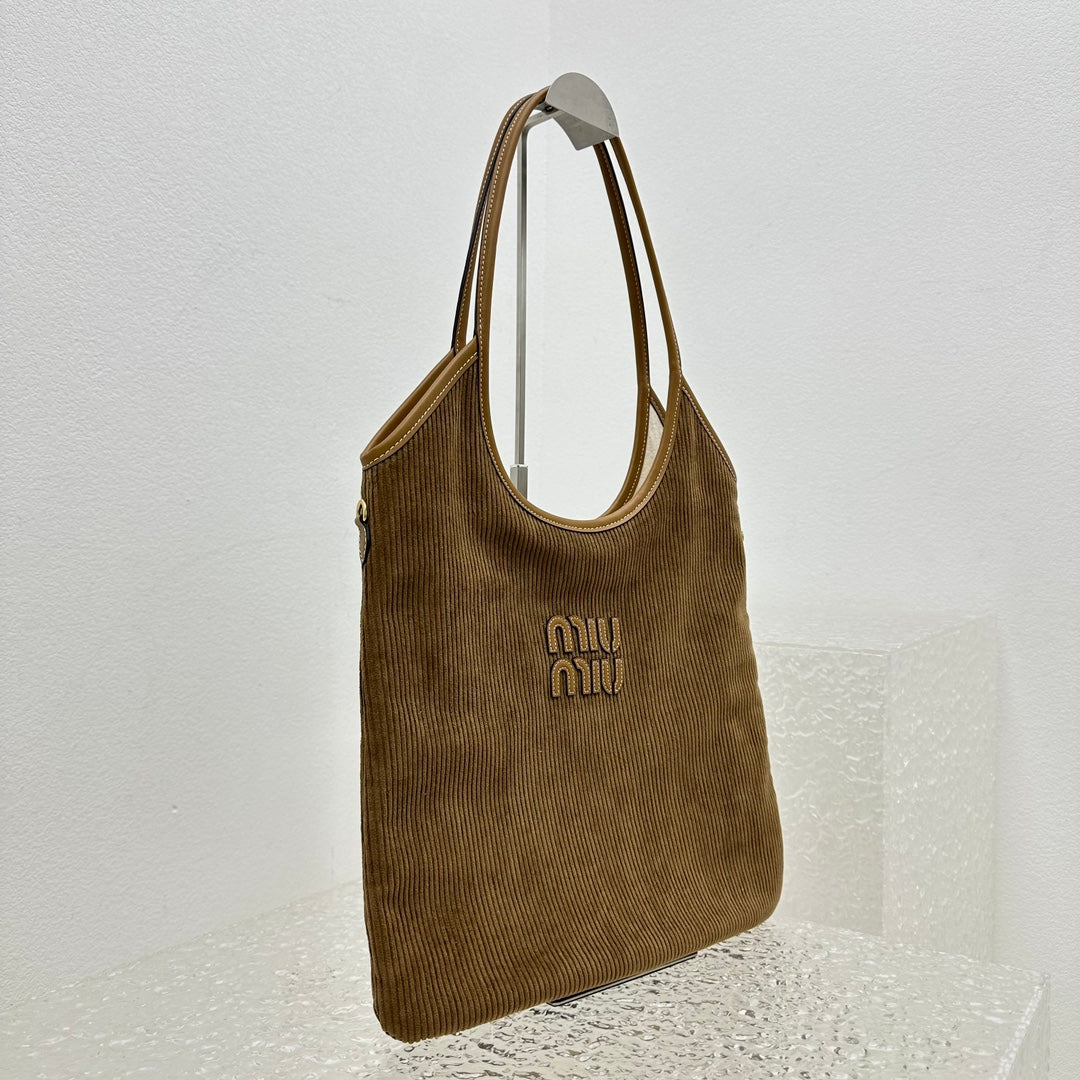 ＭＩ ＭＵ IVY CORDUROY BAG CINNAMON