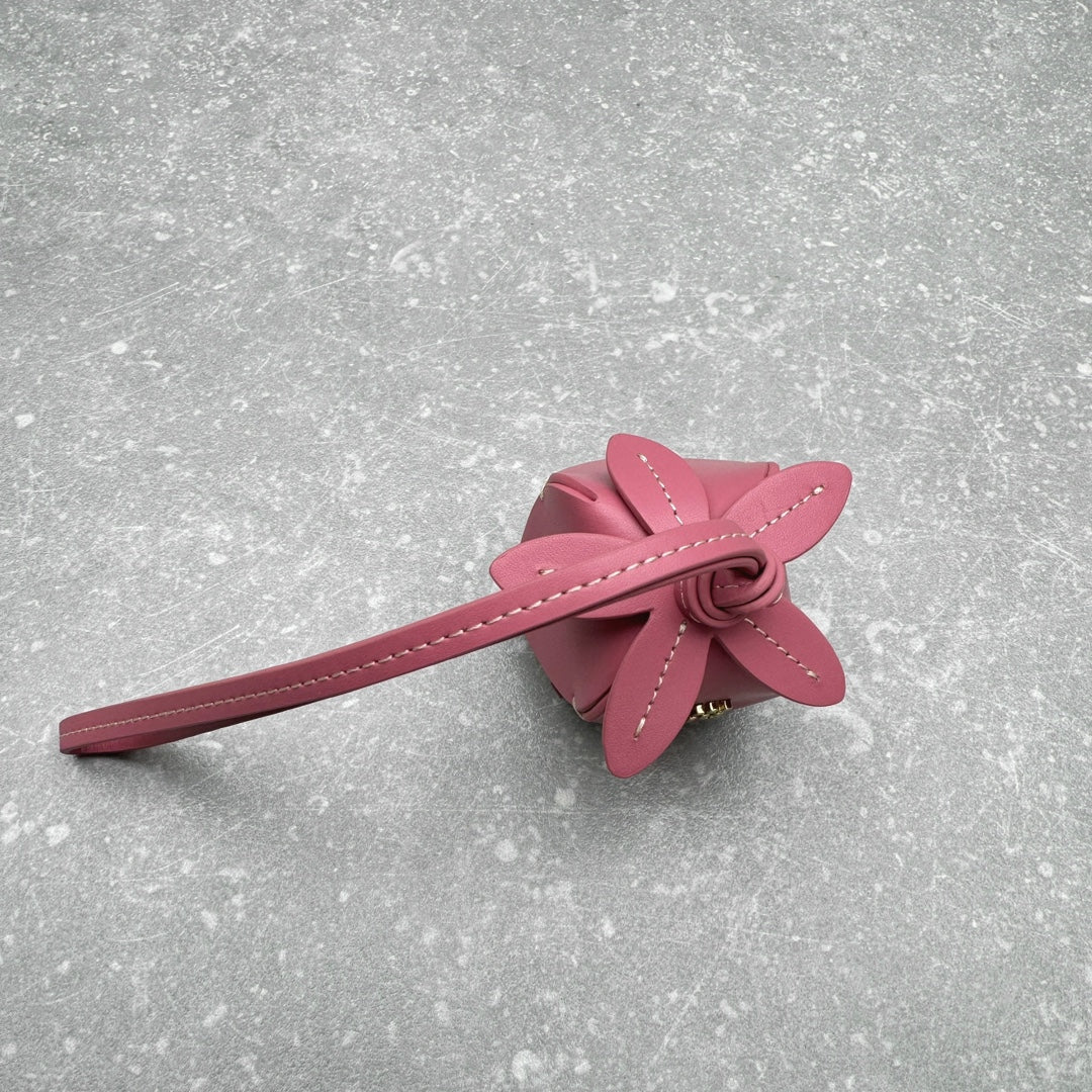 ＭＩ ＭＵ LEATHER TRICK PINK/RED