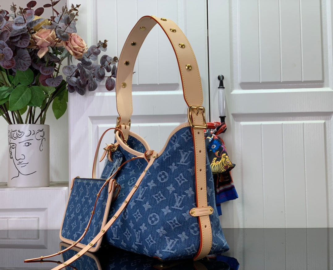 ＬＳ ＶＴＴＯＮ CARRYALL PM BLUE/WHITE