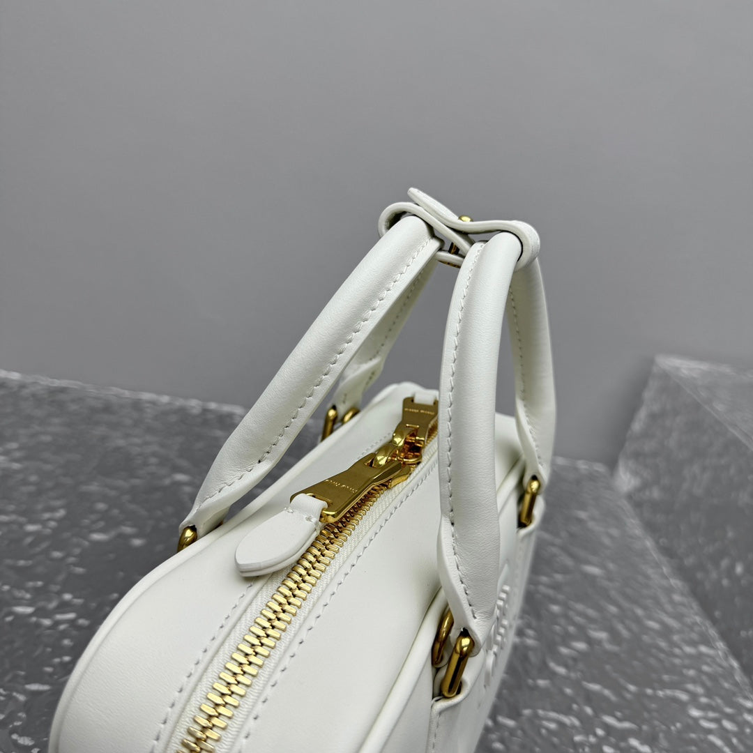 ＭＩ ＭＵ ARCADIE LEATHER BAG CHALK WHITE