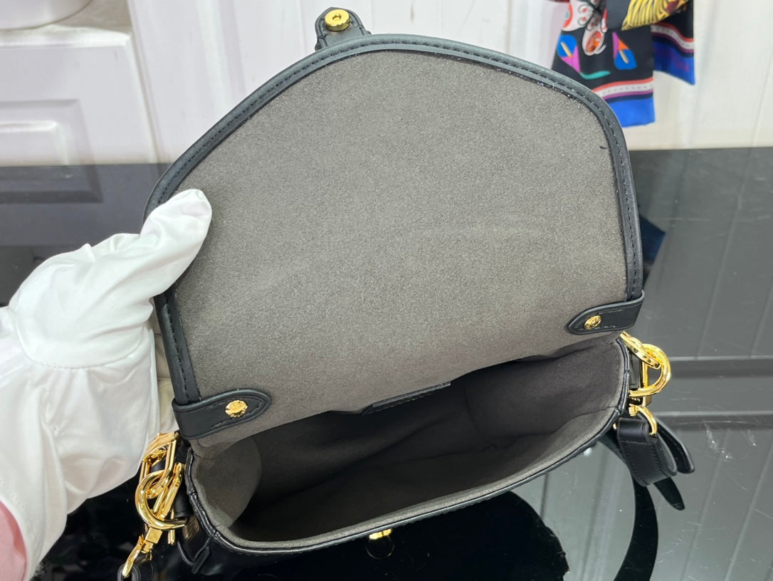 ＬＳ ＶＴＴＯＮ SAUMUR BB BLACK