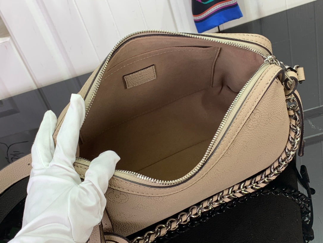 ＬＳ ＶＴＴＯＮ MAHINA HAND IT ALL BLACK/BEIGE/CREME