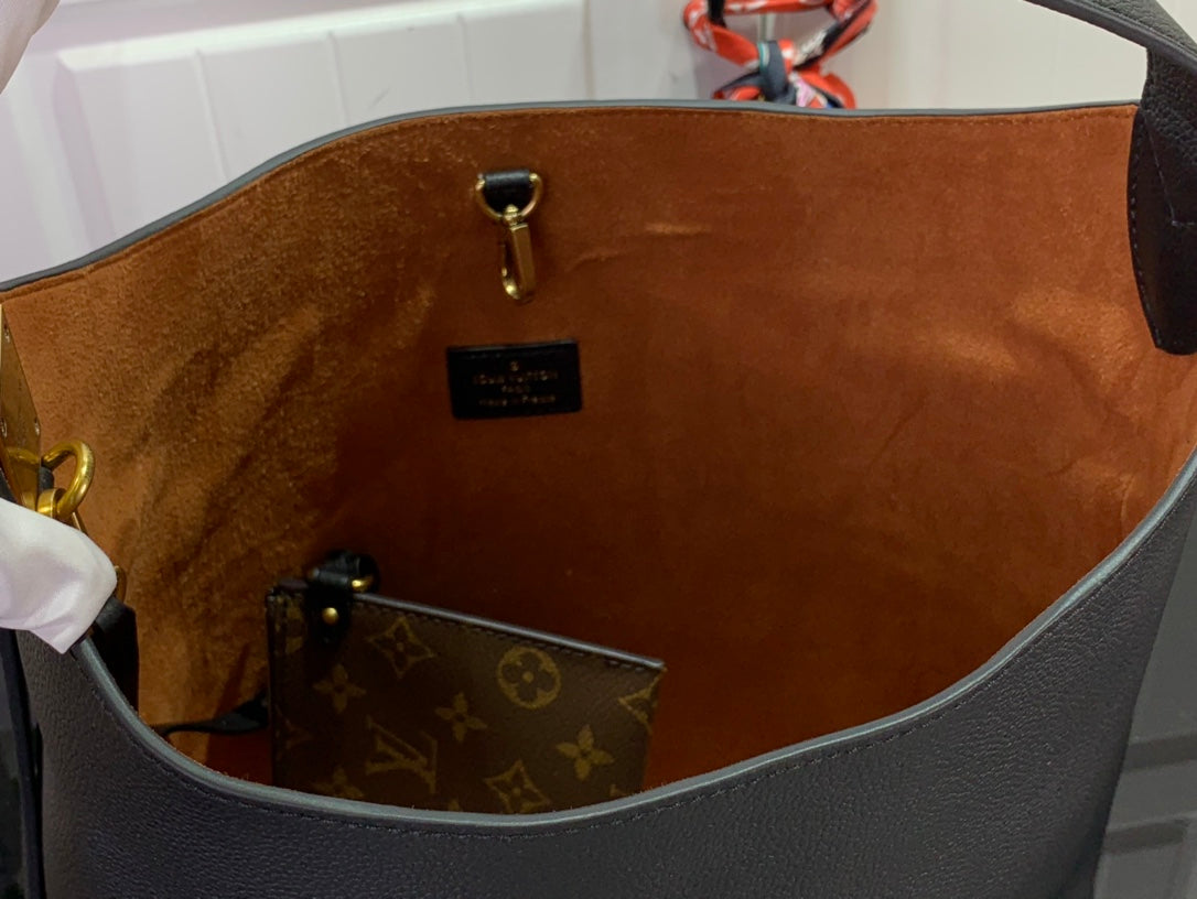 ＬＳ ＶＴＴＯＮ LOW KEY HOBO MM BLACK/BROWN