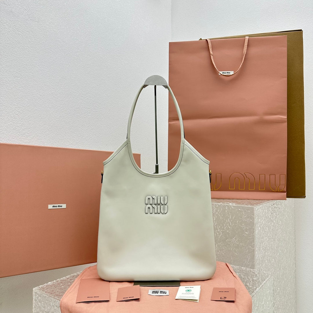 ＭＩ ＭＵ IVY LEATHER BAG CHALK WHITE
