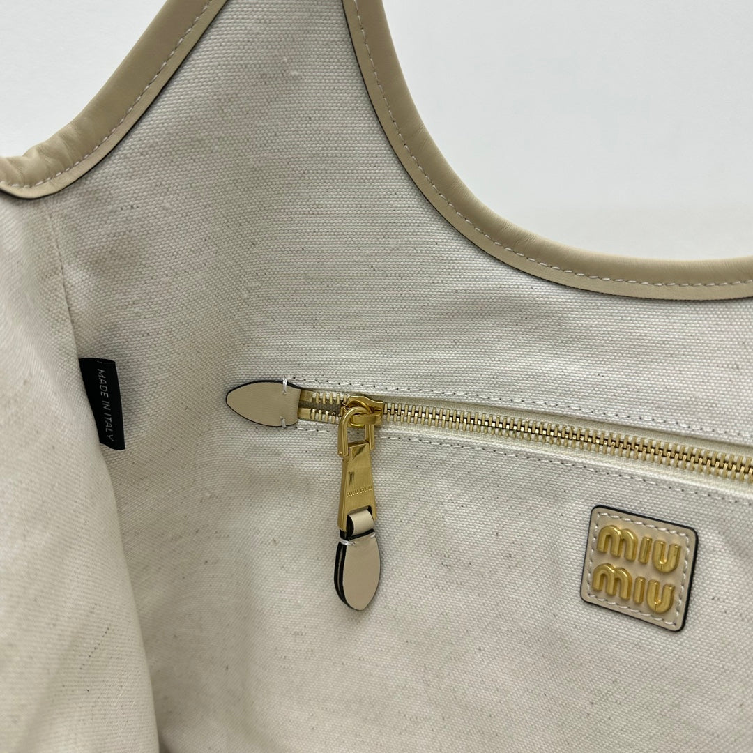 ＭＩ ＭＵ IVY LEATHER BAG CLAY GREY