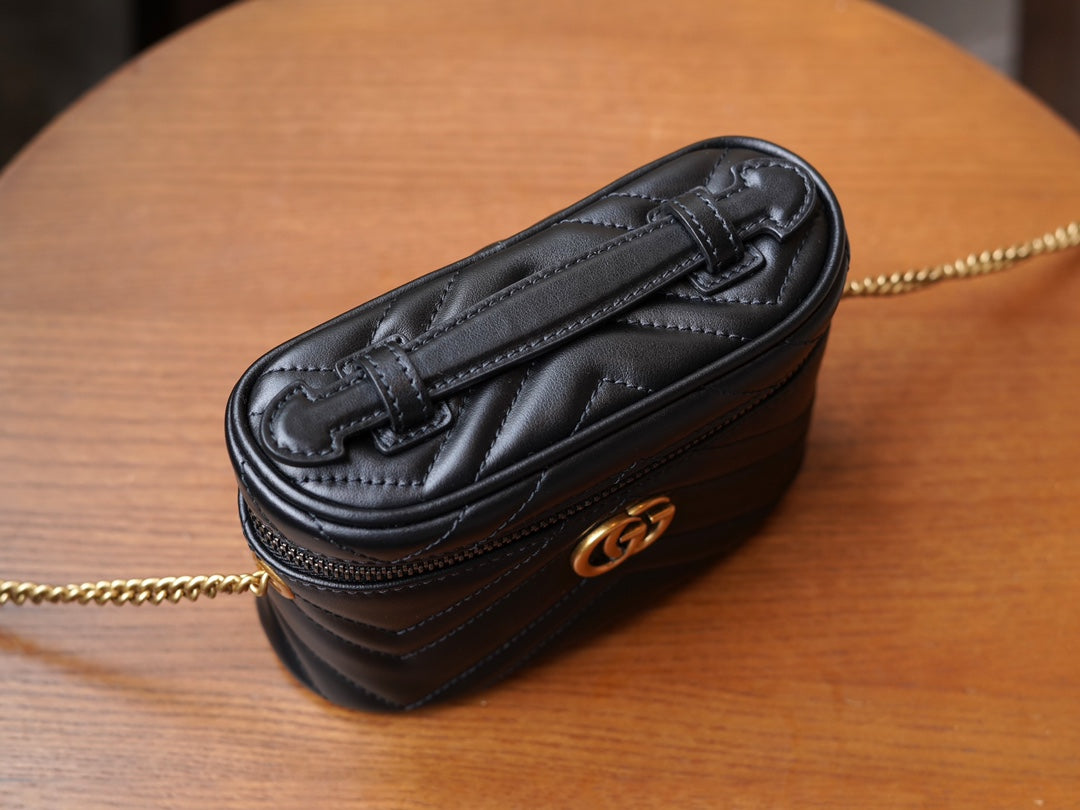ＧＣＣＩGG MARMONT MINI TOP HANDLE BAG BLACK