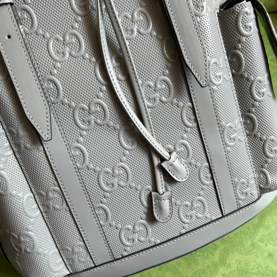 ＧＣＣＩGG EMBOSSED BACKPACK
