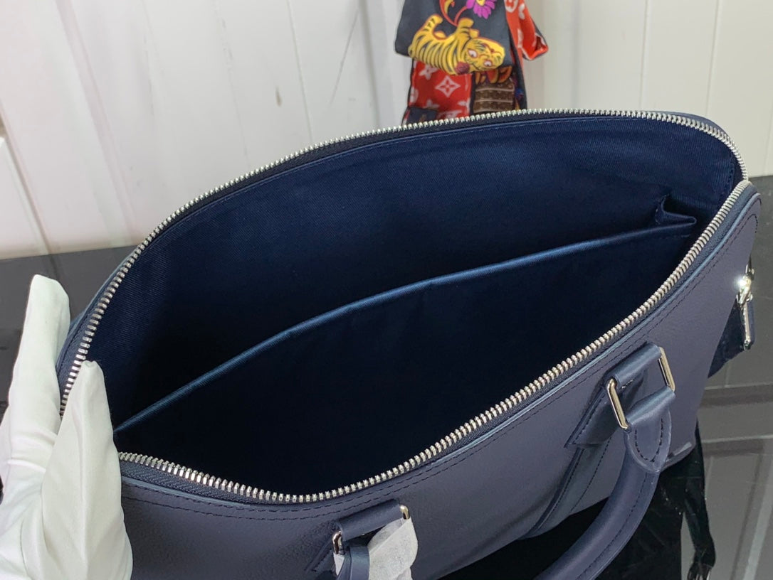 ＬＳ ＶＴＴＯＮ TAKEOFF BRIEFCASE AEROGRAM