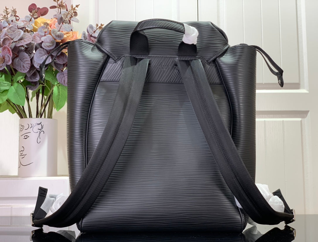 ＬＳ ＶＴＴＯＮ MONTSOURIS BACKPACK BLACK
