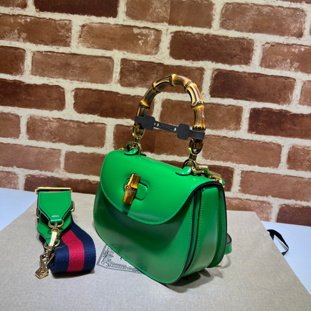 ＧＣＣＩBAMBOO 1947 SMALL BAG GREEN